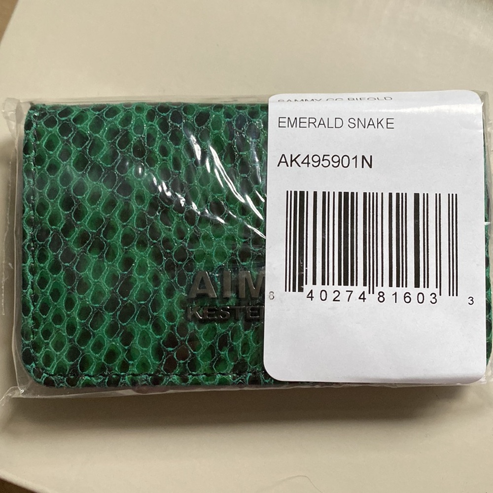 Aimee Kestenberg Bifold Sammy Emerald Snake Wallet - Picture 4 of 5